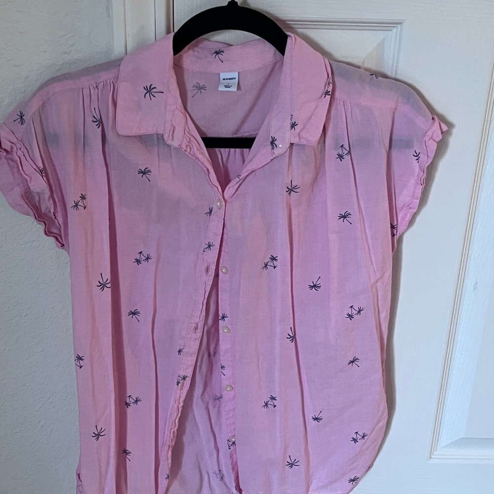 Old Navy Pink Shirt with Palm Tree Design